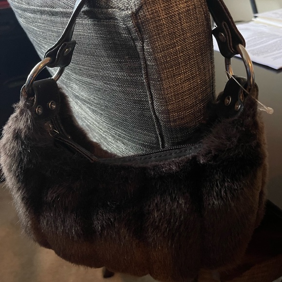 Faux Fur Handbag - Picture 7 of 7